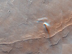 Un remolino de polvo fotografiado en Marte (Fuente de la imagen: ESA, TGO y CaSSIS; recortada)