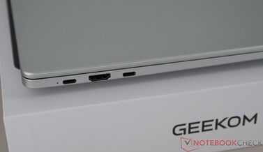 Geekom GeekBook M16: conexiones en el lado izquierdo