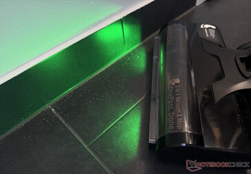 La luz verde hace visible el polvo