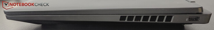 Derecha: USB-A (5 Gbitps)