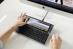 El FICIHP Multifunctional Keyboard es un teclado externo con la segunda pantalla del ZenBook Pro Duo. (Fuente de la imagen: FICIHP)