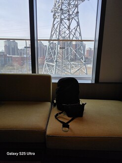 Prueba de la dinámica de la cámara en interiores con la Samsung Galaxy S25 Ultra