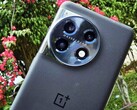 El OnePlus 11 seguirá siendo el único buque insignia de la compañía hasta el OnePlus 12, anteriormente fotografiado. (Fuente de la imagen: NotebookCheck)