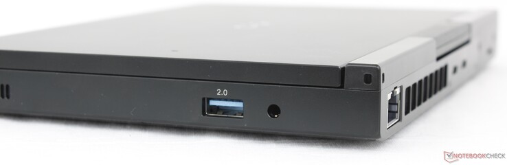 Derecha: Auriculares USB-A 2.0, 3,5 mmDerecha: USB-A 2.0, auriculares de 3,5 mm