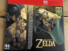 Mando Switch 2 Pro con temática de Zelda.