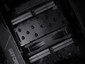 La última hoja de ruta de Noctua muestra varios productos retrasados, incluyendo versiones en negro de populares refrigeradores. El ya disponible NH-U12S Chromax.black se muestra aquí (Fuente de la imagen: Noctua).
