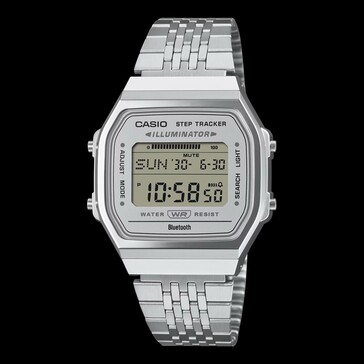 Casio ABL-100WE-7A con esfera plateada y caja y brazalete plateados.