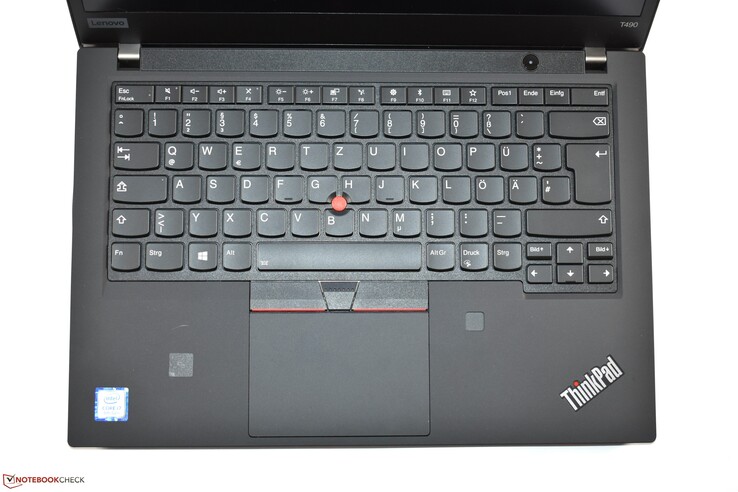 Área de teclado del ThinkPad T490 de Lenovo