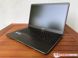 Asus ZenBook Pro UX550VD. Modelo de pruebas cortesía de Campuspoint.