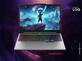 El LOQ 15APH11 puede equiparse con hasta Core Ultra 7 365H y RTX 5060. En la imagen: una imagen promocional con la parte frontal del portátil. (Fuente de la imagen: Lenovo - editado)