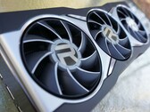 El RX 6800 podría convertirse en la mejor compra en esta temporada de fiestas. (Fuente de la imagen: PCWorld)