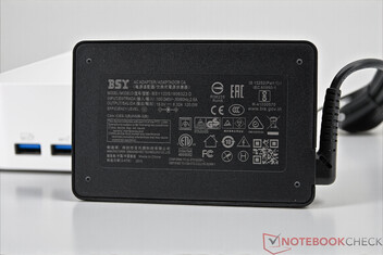 Geekom A7 Max con fuente de alimentación (19 V; 6,32 A)