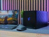 Dispositivos como la Gigabyte Aorus RTX 4090 Gaming Box prometen más rendimiento para dispositivos compactos, pero la realidad es más complicada. (Fuente de la imagen: Notebookcheck)