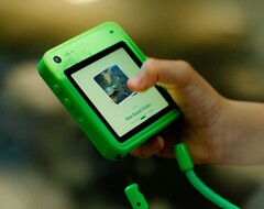 El Freckle Phone fue diseñado especialmente para las manos de los niños.