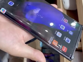El lanzamiento del LG Rollable estaba previsto para el año pasado. (Fuente de la imagen: Checkout Tech)