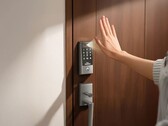 TCL ha lanzado la cerradura de puerta inteligente digital D2 Pro Palm Vein en varios países. (Fuente de la imagen: TCL, editado)