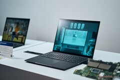 ASUS ha actualizado la serie ExpertBook B3 a los procesadores Intel Meteor Lake. (Fuente de la imagen: Notebookcheck)