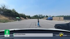 Prueba de seguridad del Modelo Y con un maniquí de tamaño infantil (imagen: Euro NCAP)