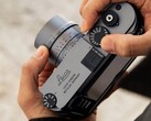 Leica reedita tres cámaras en "Gris Metal".