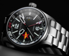 Impulsado por el movimiento GMT automático Seiko NH34A, el reloj de piloto Panzera Flieger 45G (en la imagen) le ofrece una reserva de marcha de 41 horas. (Fuente de la imagen: Panzera)
