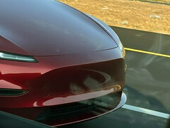 Render del Tesla Model Y Standard en color rojo. (Fuente de la imagen: Moose/X)