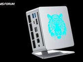 El UM780 XTX será el primer mini-PC de MINISFORUM con un puerto Oculink dedicado. (Fuente de la imagen: MINISFORUM vía Minixpc)