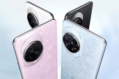 El Huawei Nova 14 Pro viene en colores negro arena pluma, blanco escarcha, azul hielo y polvo de cristal de hielo (Fuente de la imagen: Huawei)