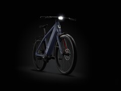 La bicicleta eléctrica Stromer ST7 Alinghi Red Bull Racing Edition tiene una autonomía de hasta 260 km. (Fuente de la imagen: Stromer)