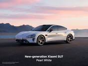 ... y el 2026 Xiaomi SU7 en blanco perla.