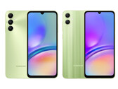 Los Galaxy A05s y Galaxy A05, de izquierda a derecha. (Fuente de la imagen: Samsung)