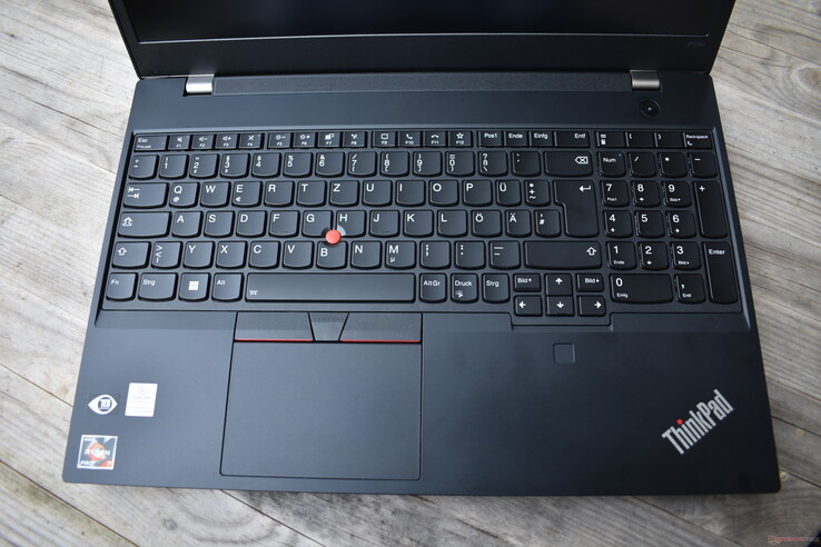 ThinkPad P15v G3: Zona del teclado