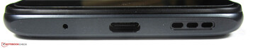 Parte inferior: Micrófono, USB-C 2.0, altavoz