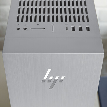 E/S frontal del ordenador de sobremesa HP Envy (imagen vía HP)