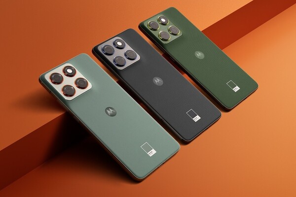 El Motorola Edge 70 en Pantone Lily Pad, Pantone Gadget Grey y Pantone Bronze Green. (Fuente de la imagen: Motorola)