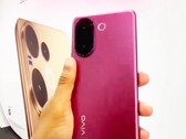 Se dice que el Vivo V60e ofrece una cámara de 200 MP a un precio de gama media. (Fuente de la imagen: Xpertpick)