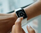 Apple entregará el Watch Series 7 este mes, dejando de lado los problemas de producción. (Fuente de la imagen: Luke Chesser)