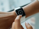 Apple entregará el Watch Series 7 este mes, dejando de lado los problemas de producción. (Fuente de la imagen: Luke Chesser)