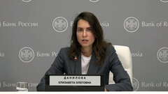 Elizaveta Danilova, jefa del Departamento de Estabilidad Financiera del Banco de Rusia (imagen: RCB webcast)