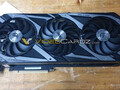 El ASUS ROG Strix GeForce RTX 3090 tiene un diseño de triple ventilador (Fuente de la imagen: Videocardz)