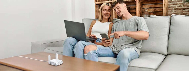 ...y en casa cuando se conecta a un módem (Fuente de la imagen: Asus)