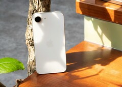 Appledentro de dos años, el iPhone de bajo coste recibirá por fin la tan esperada actualización de su pantalla.