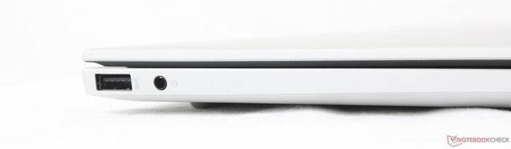 Izquierda: USB-A (5 Gbps), auriculares de 3,5 mm