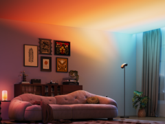 La lámpara de pie Govee Torchiere (en la imagen) se lanzará el 30 de junio. (Fuente de la imagen: Govee)