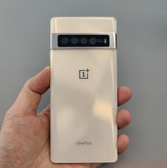 Concepto filtrado del OnePlus 7. (Fuente: Industrial Designer-Haoran)