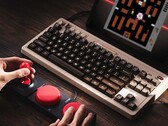 8BitDo incluye sus Dual Super Buttons y Super Stick con los pedidos de la Edición C64. (Fuente de la imagen: 8BitDo)