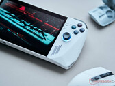 La nueva actualización Adrenalin Edition de AMD podría acabar aportando mejoras sustanciales en la duración de la batería de portátiles para juegos como el ROG Ally, en la imagen. (Fuente de la imagen: Notebookcheck)