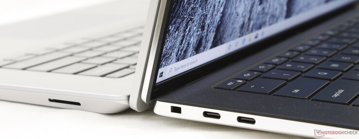 Izquierda: Microsoft Surface Laptop 3 15, derecha: Dell XPS 15 9500 Izquierda: Microsoft Surface Laptop 3 15, derecha: Dell XPS 15 9500