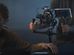 El RS 5 debería lanzarse finalmente con una batería aún mayor que la del RS 4 Pro, esta última en la imagen. (Fuente de la imagen: DJI)