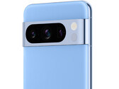 El Pixel 8 Pro en su combinación de colores Sky. (Fuente de la imagen: Google vía @Za_Raczke)