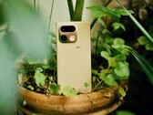 El Realme 16 Pro Plus cuenta con un módulo de cámara reflectante y un tacto especial en la parte trasera.